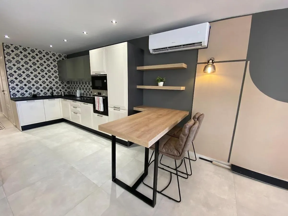 Sliema - Luxury 2Bedrooms Apartment Near The Sea!